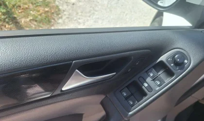 Volkswagen Golf  - 2010
