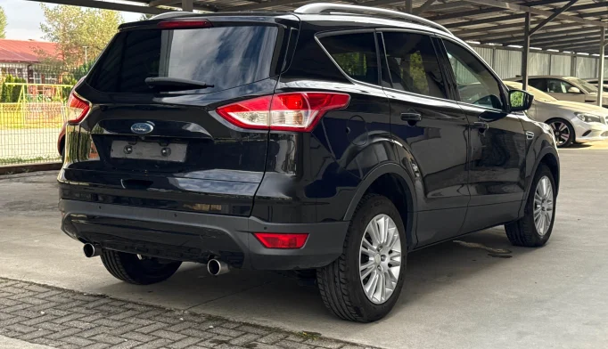 Ford Kuga  - 2013