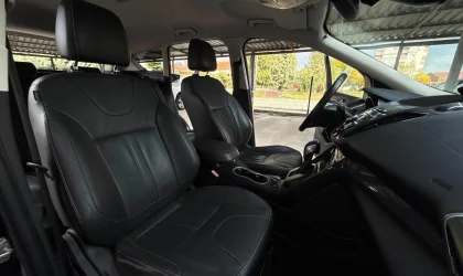 Ford Kuga  - 2013