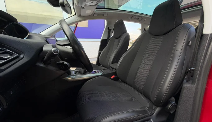 Peugeot 308  - 2018